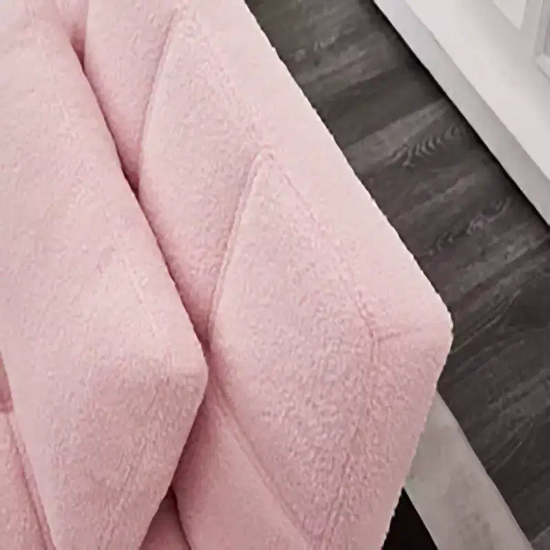 Divano letto futon convertibile moderno in tessuto Teddy, divanetto futon con schienale regolabile e gambe in metallo per piccoli spazi e soggiorno