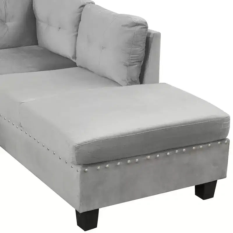 Divano sezionale moderno a L Whisen 105 con pouf contenitore e 2 cuscini