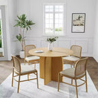 Tavolo da pranzo rotondo in legno massello 42x42, finitura naturale, gambe arcuate, 4 posti