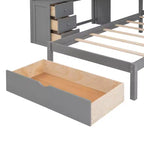 Letto a castello matrimoniale superiore con letto singolo inferiore, scrivania integrata, mensole, cassetti multipli e scala con vani portaoggetti