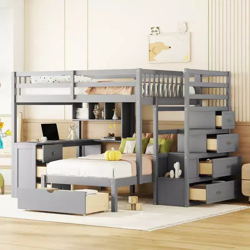 Letto a castello matrimoniale superiore con letto singolo inferiore, scrivania integrata, mensole, cassetti multipli e scala con vani portaoggetti