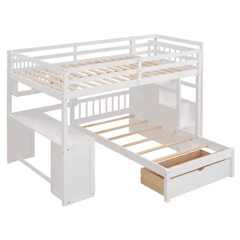 Letto a castello matrimoniale superiore con letto singolo inferiore, scrivania integrata, mensole, cassetti multipli e scala con vani portaoggetti
