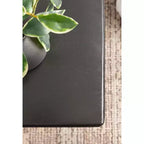 Tavolino per bevande in legno massello di mango, quadrato, nero, completamente assemblato