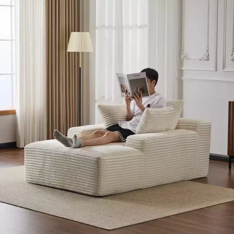 Divano Letto Chaise Lounge Moderno Oversize Okak con Braccioli e Cuscini Decorativi, Divano Futon Imbottito con Seduta Profonda per Soggiorno