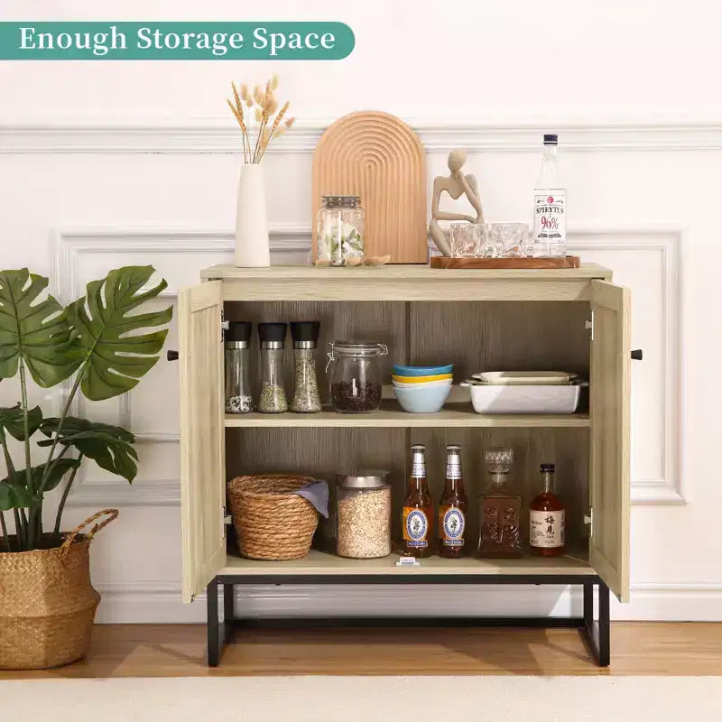 Mobile Credenza in Rattan, Madia da Cucina con Ripiani Regolabili e Maniglie in Metallo, Rovere e Nero