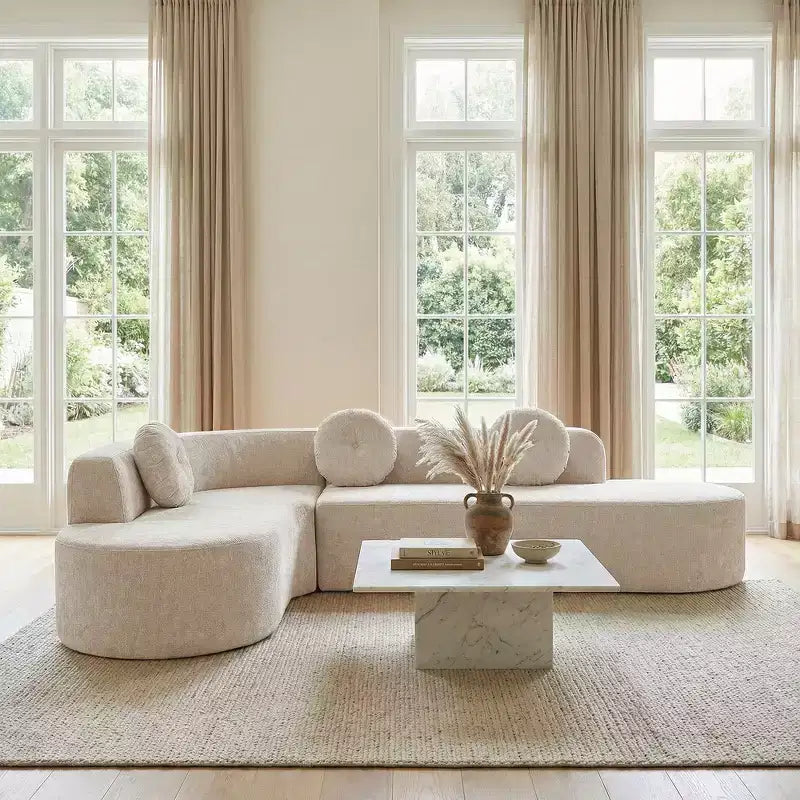 Divano componibile Whisen 122'' Extra Large, Elegante Divano Imbottito in Tessuto con Tre Cuscini Rotondi, Schiuma ad Alta Resilienza