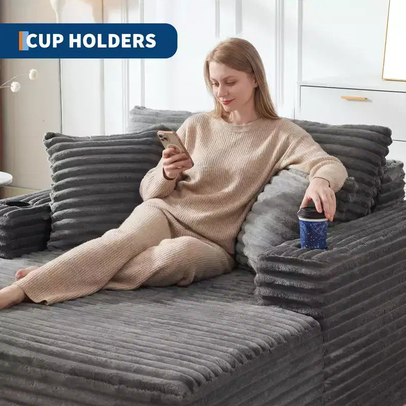 Chaise longue oversize in velluto a coste da 64 pollici, divano letto senza struttura con portabicchieri e 2 cuscini, nessun montaggio richiesto