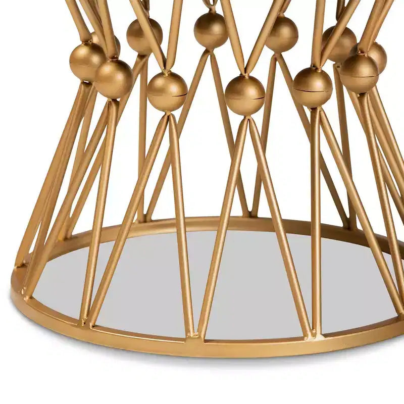 Pouf in metallo rivestito in finta pelliccia, Bianco/Oro, Completamente assemblato