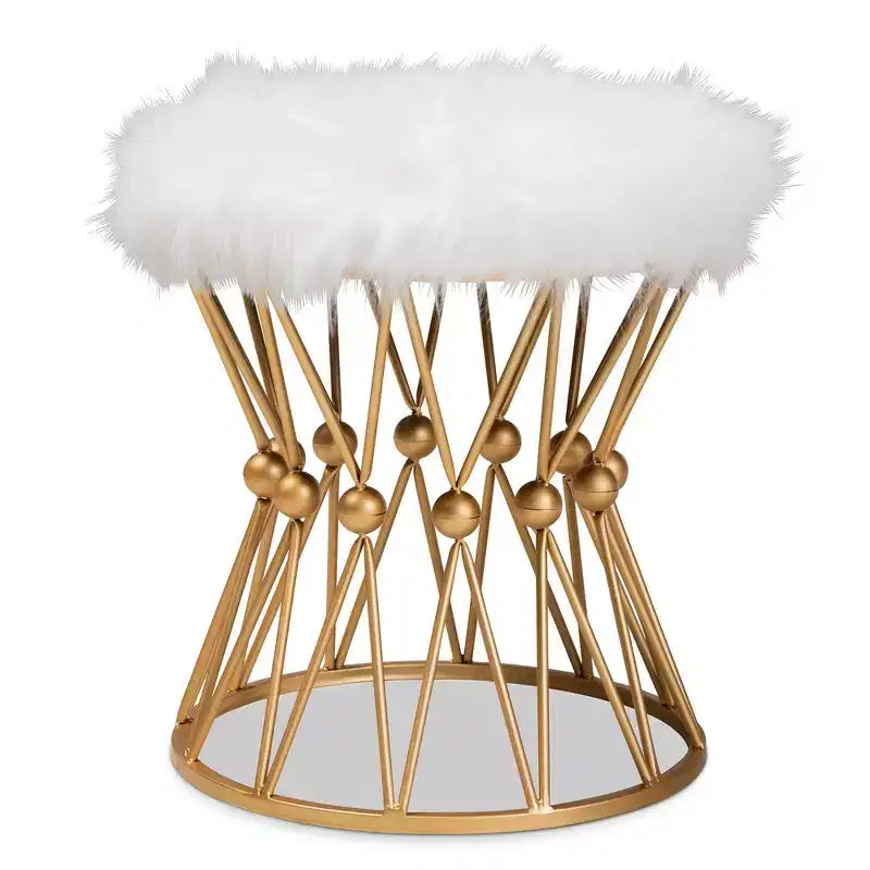 Pouf in metallo rivestito in finta pelliccia, Bianco/Oro, Completamente assemblato