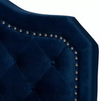 Letto Queen imbottito in velluto con bottoni, blu navy/nero, dettagli borchie argentate
