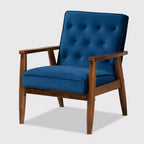 Poltrona lounge imbottita in velluto Mid-Century, con bottoni trapuntati, struttura in legno di gomma