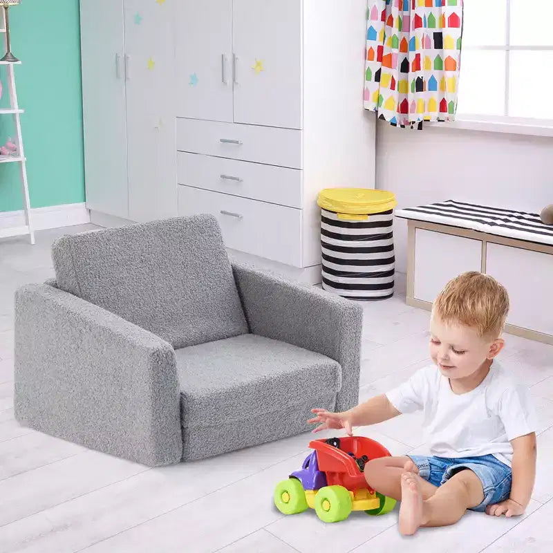 Divano convertibile 2-in-1 per bambini da Costway, divanetto pieghevole per bambini in grigio