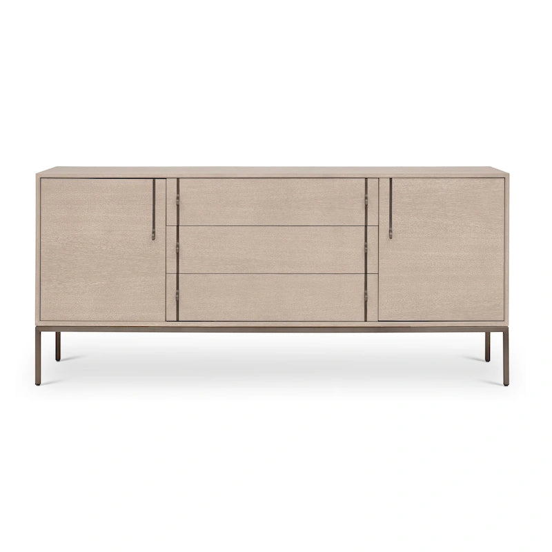 Modern Oak Veneer Buffet with Soft-Close Doors, 3 Drawers & Adjustable Shelves